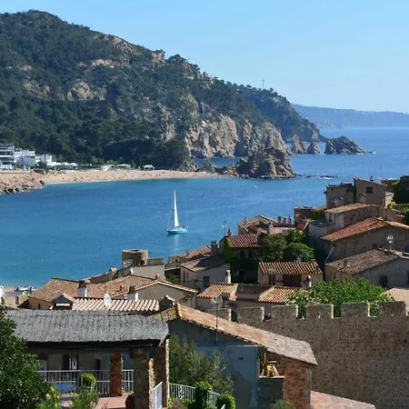 Casas Blanca 19 Con Piscina En Playa Santa María De Llorell Сasa de vacaciones Tossa de Mar